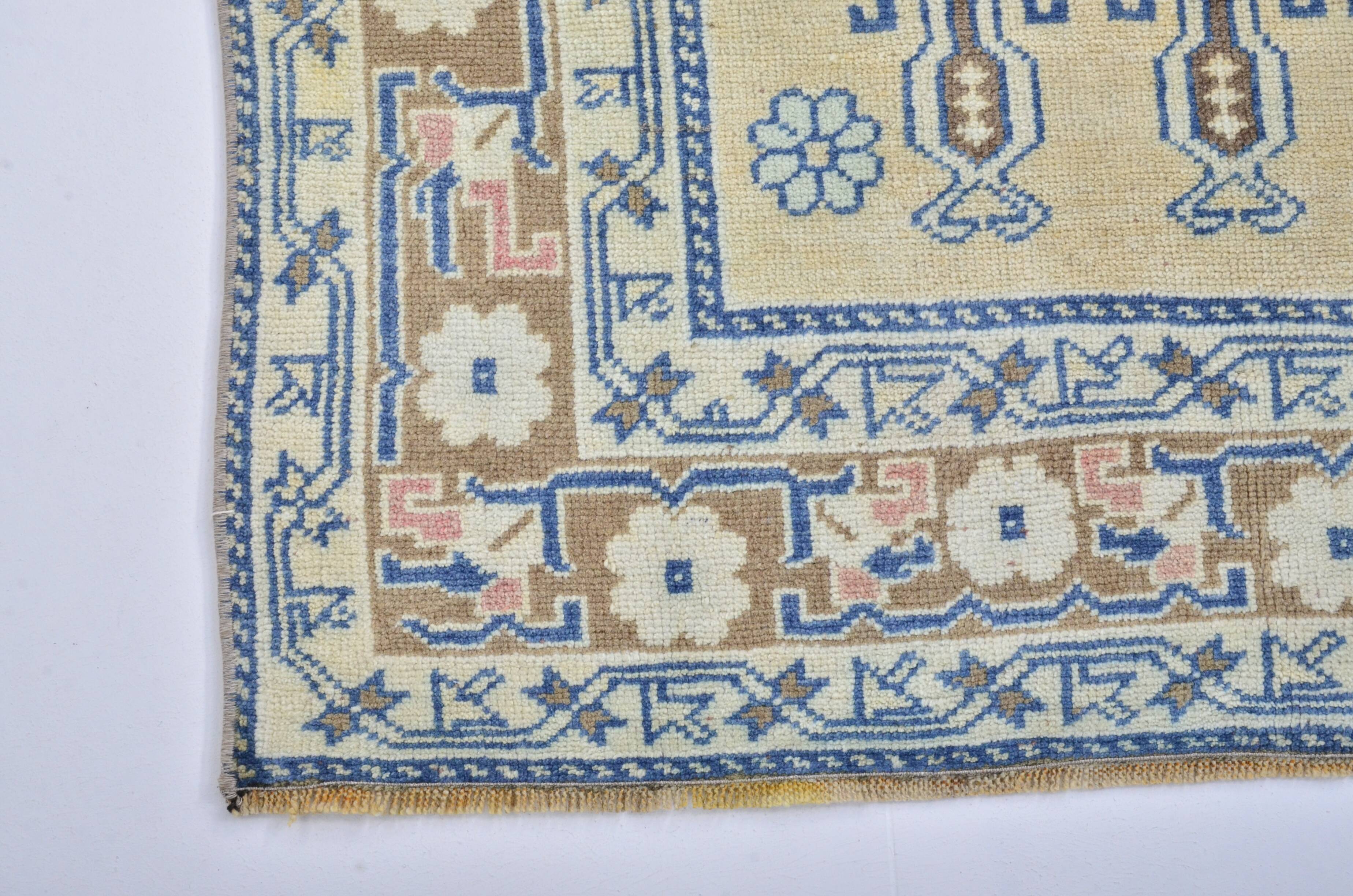 Tapis turc vintage unique sku 3082