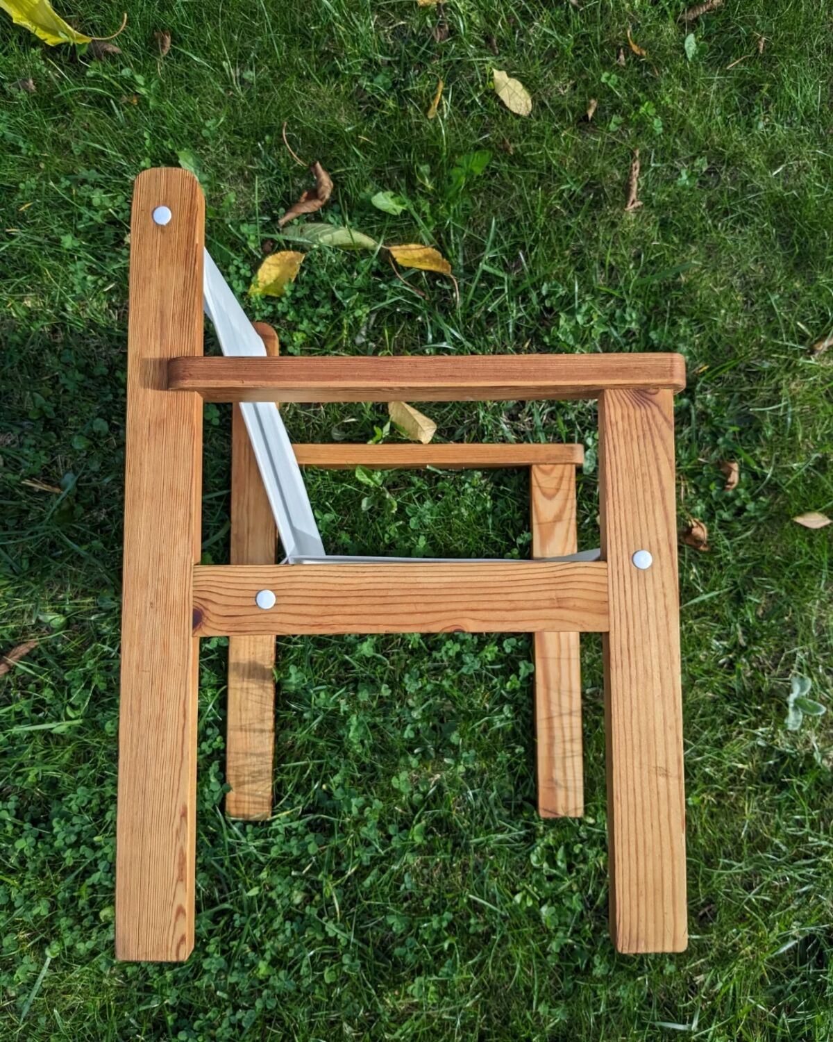 Pine chair for children