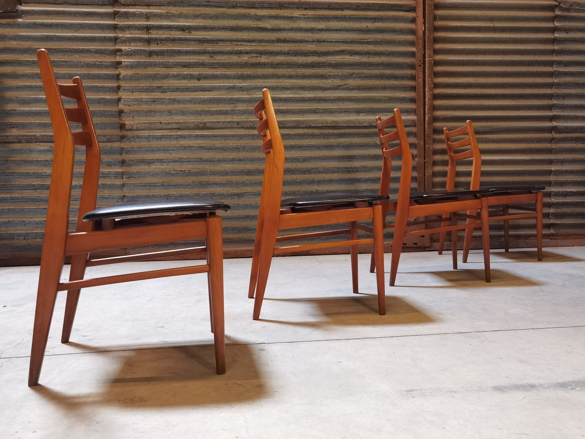 Set of 4 french chairs in scandinavian style year 60
