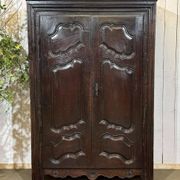 Armoire en chêne du 18ème siècle