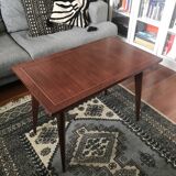 Table scandinave