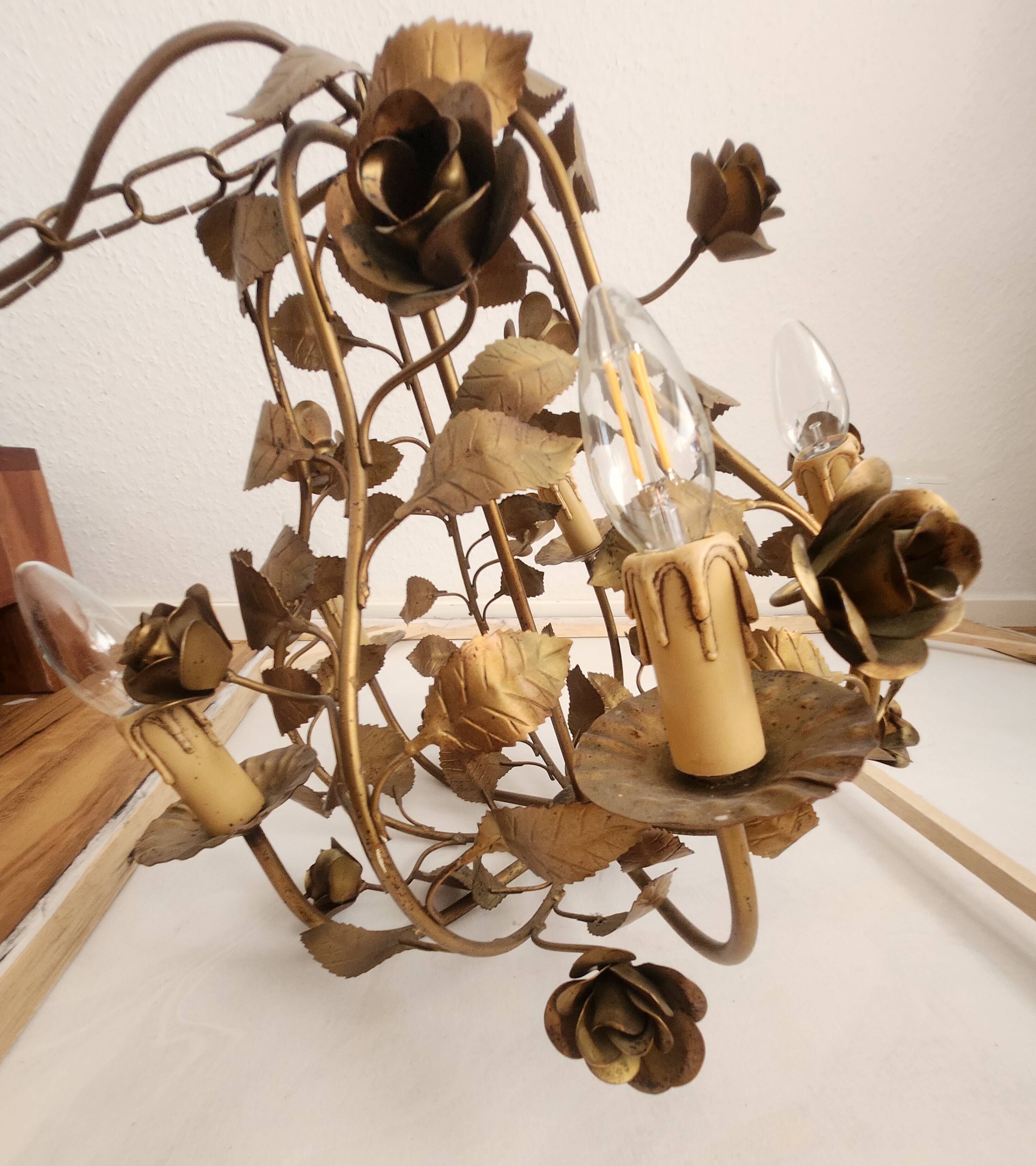 Chandelier hand-forged Hollywood Regency rose leaf decorations