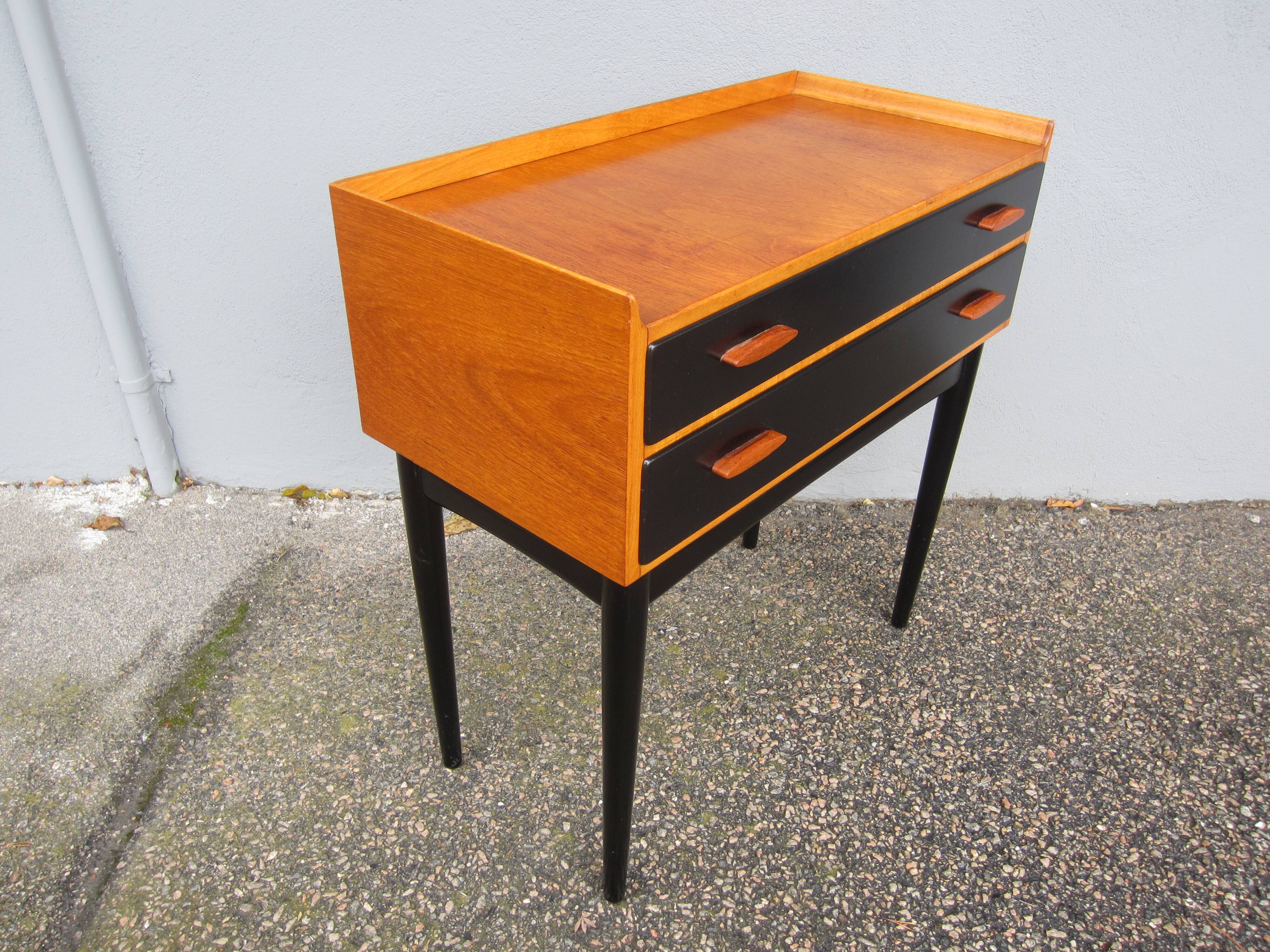 Scandinavian teak chest of drawers Treman Möbelfabrik