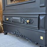 Glass-fronted dresser