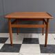 Table basse carrée en teck par Grete Jalk pour Glostrup Danemark années 1960.