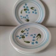 6 vintage Italian Quadrifoglio dessert plates with forget-me-not decoration.