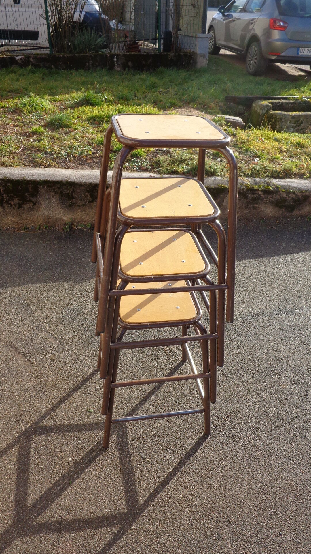 4 high industrial stools