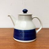 Coffee pot from the Koka Bleu series, Blau, Bla Swedish mid-century by Hertha Bengtson for Rörstrand, 1950s.