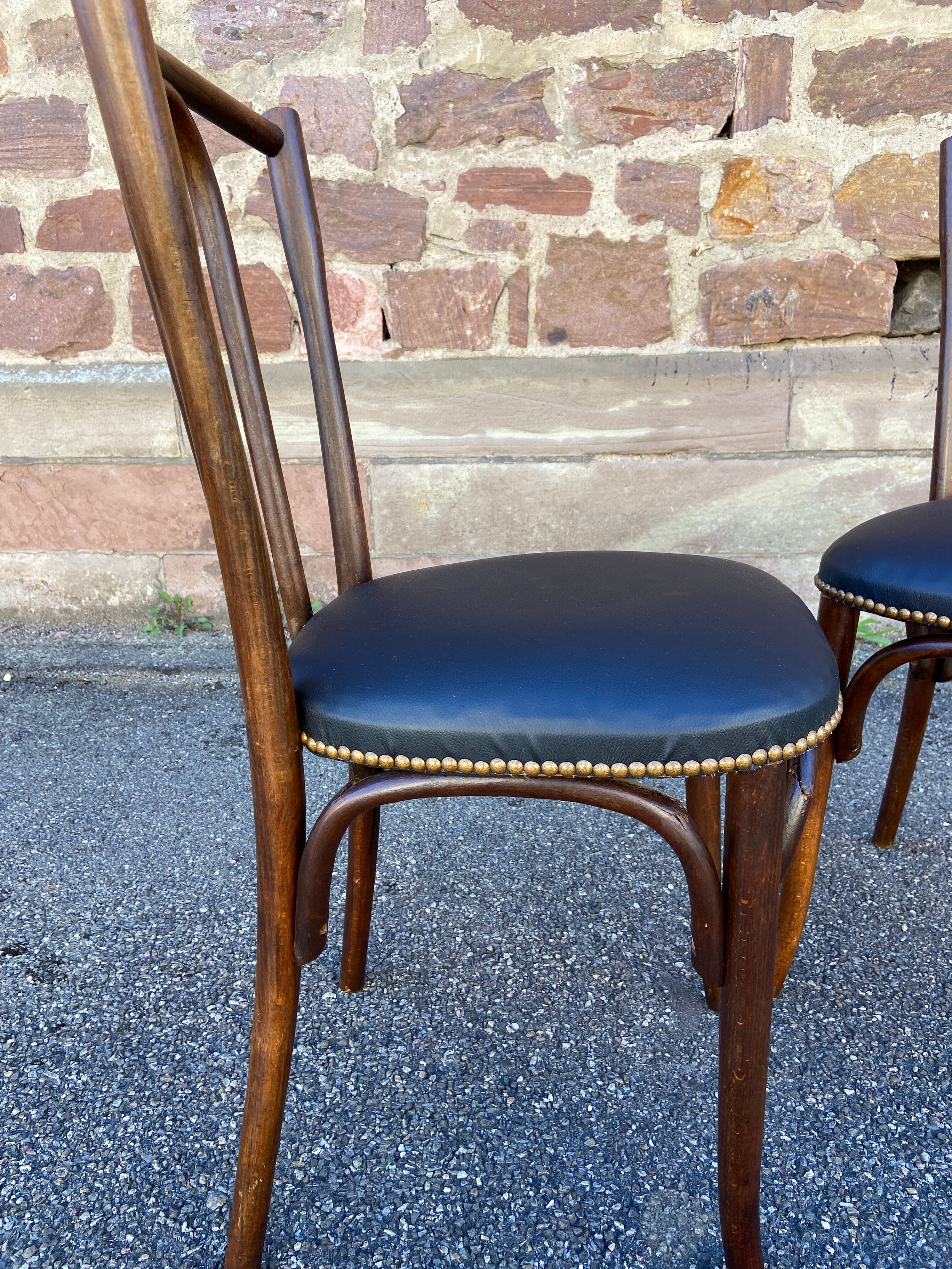 2 Restaurant chairs bent wood imitation vintage leather French bistro