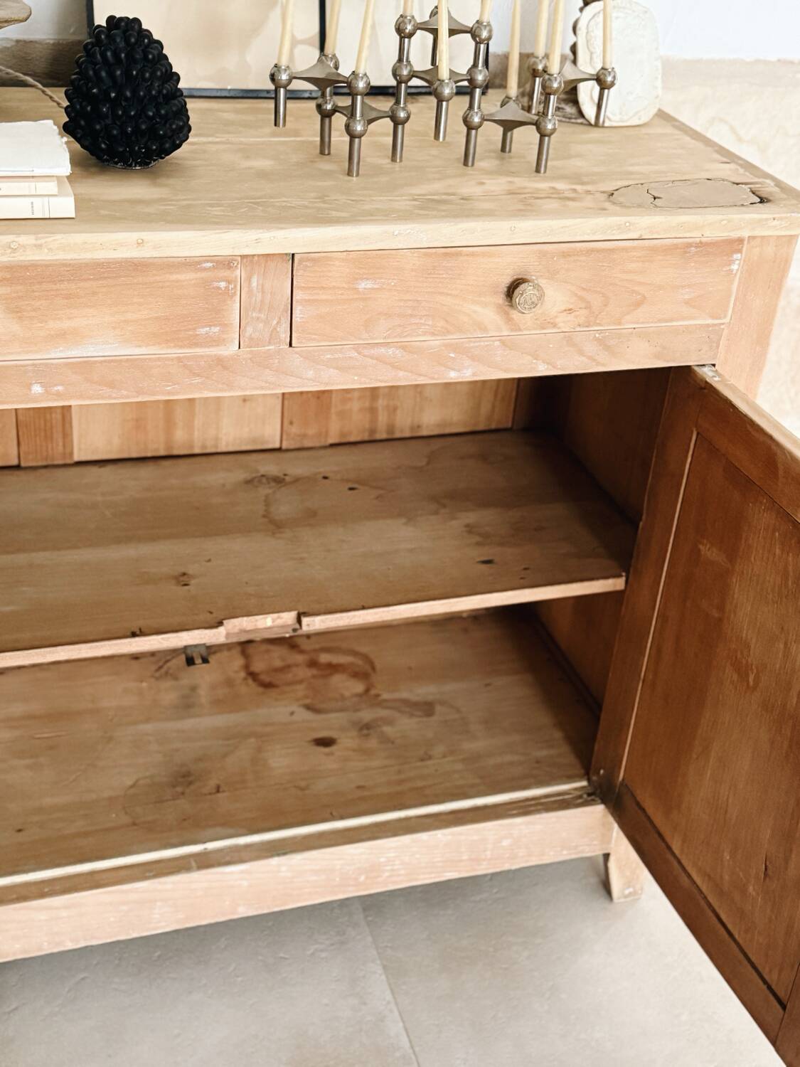 Parisian buffet in patinated wood