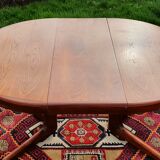 Scandinavian round table in teak 1960