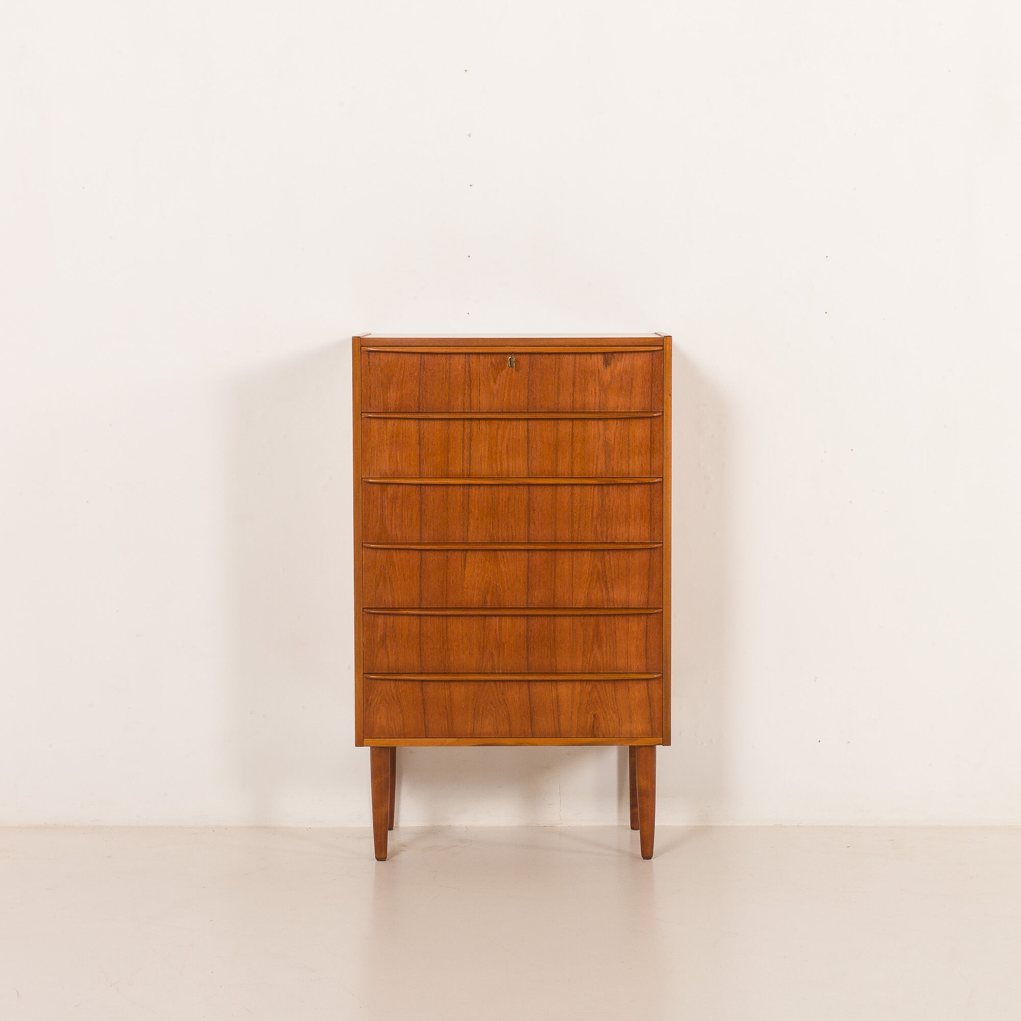 Commode en teck danois, années 1960
