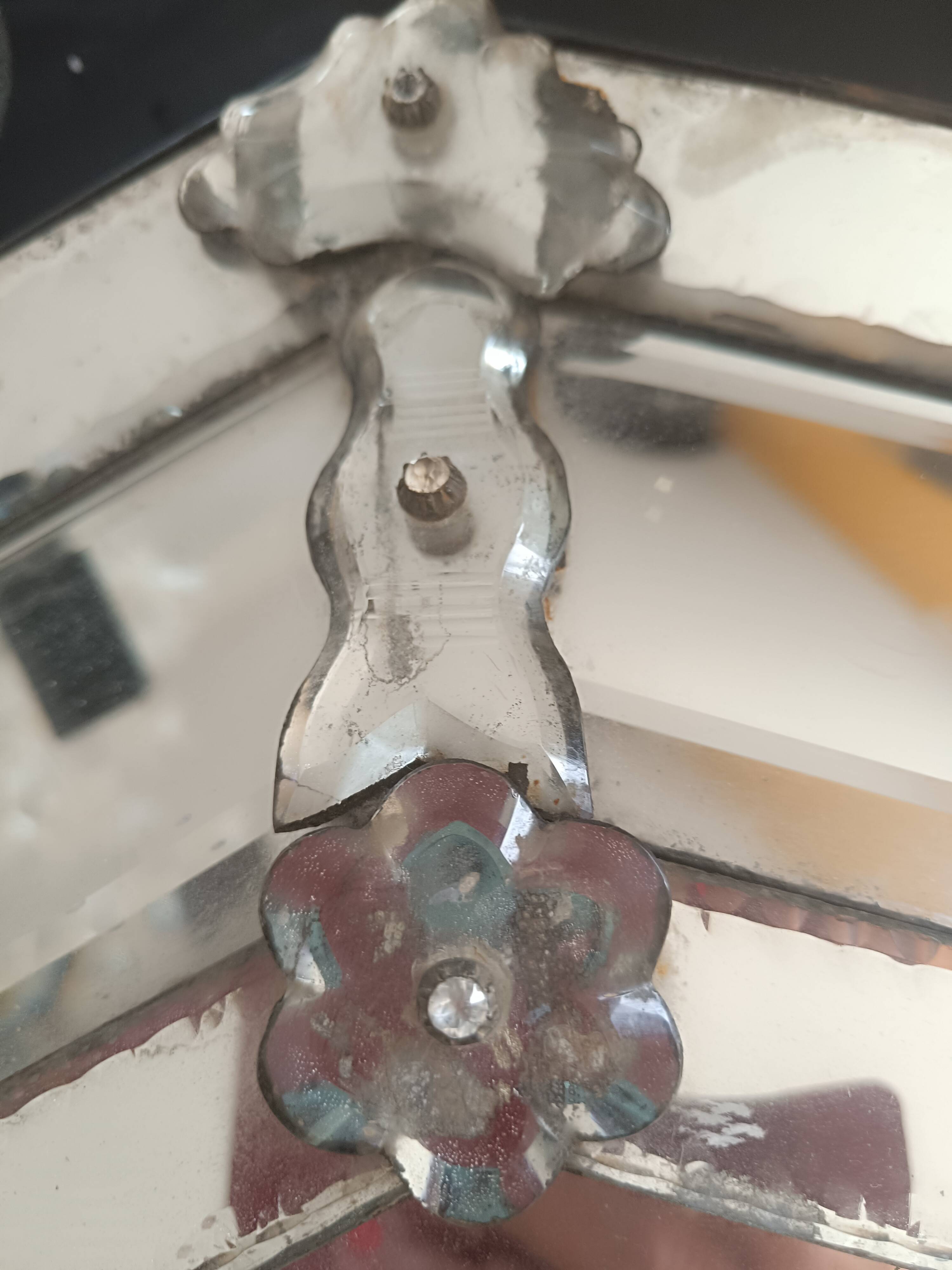 Large octagonal Venetian Murano mirror. Early 19th century