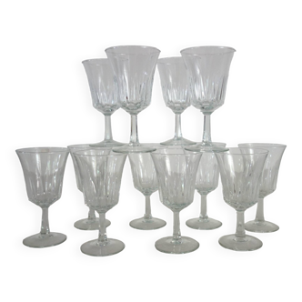 12 Regency Luminarc wine glasses from the 70s