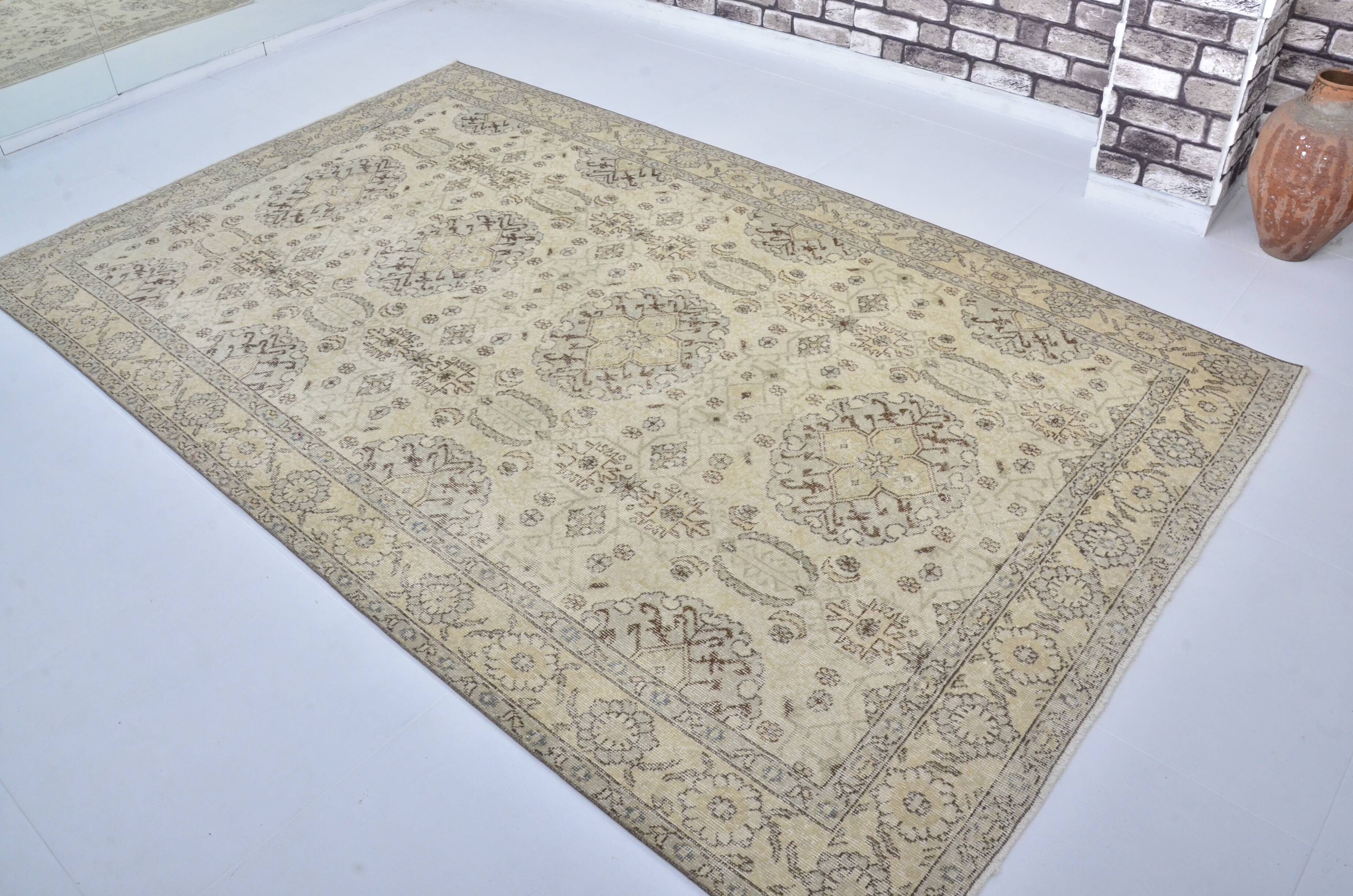 Tapis vintage turc Oushak sku 3204