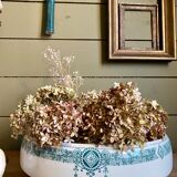 Old washbasin