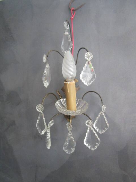 Antique tassel wall lamp in bronze and crystal
