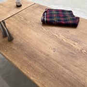 Large farm table from the 60s, in solid oak, with extensions