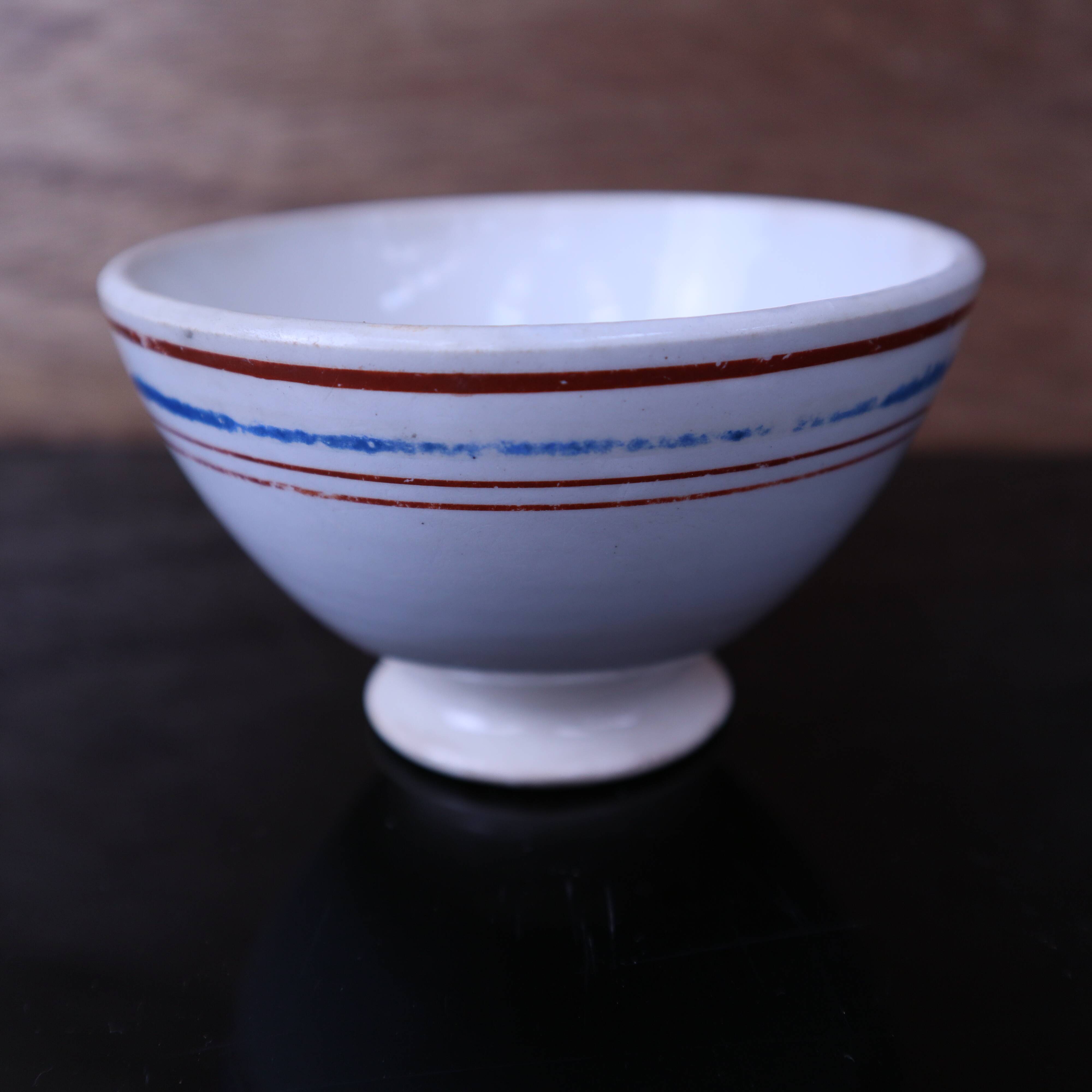 Small vintage St Amand bowl