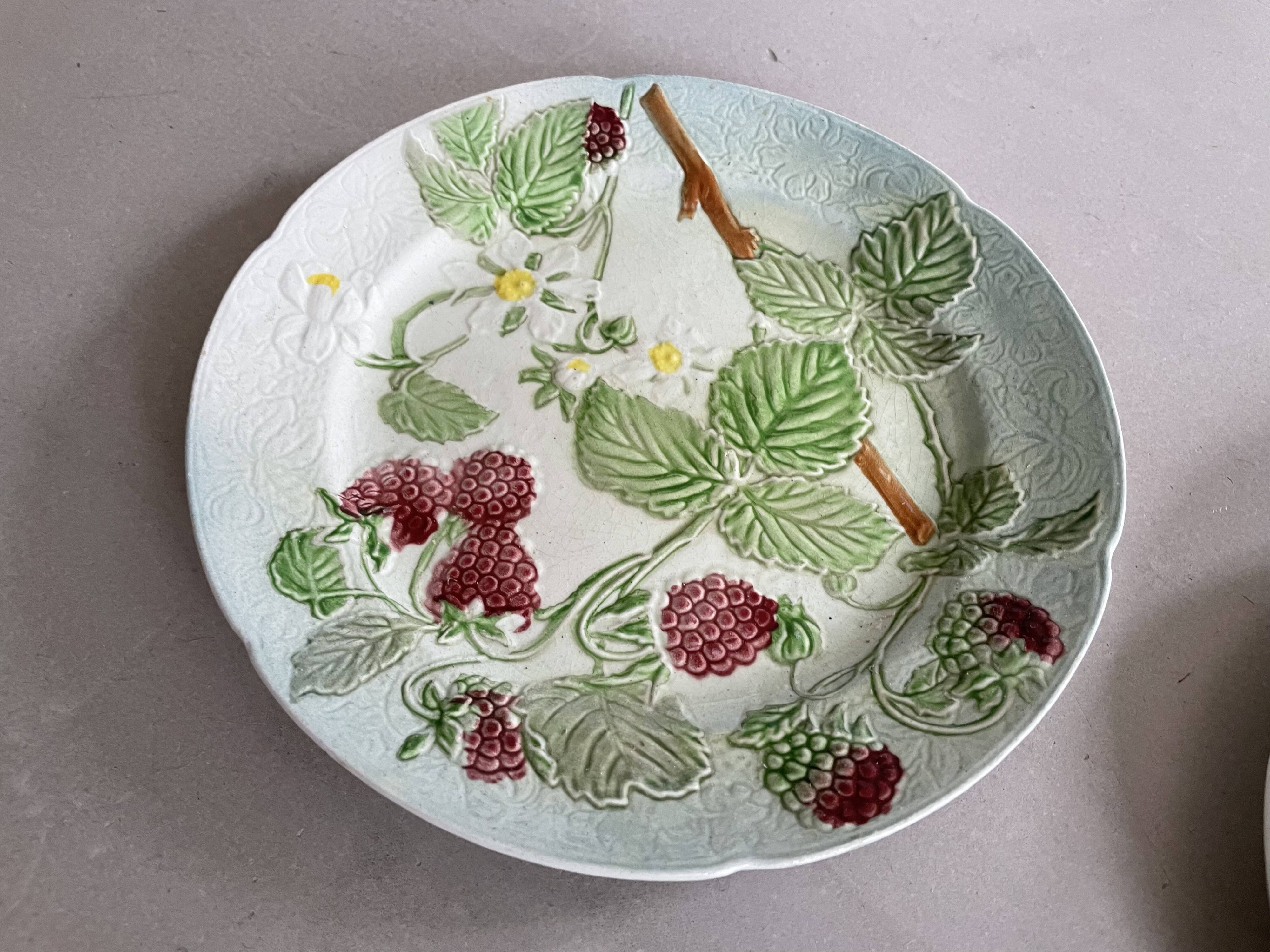 Set of 2 old Saint Clément slip plates