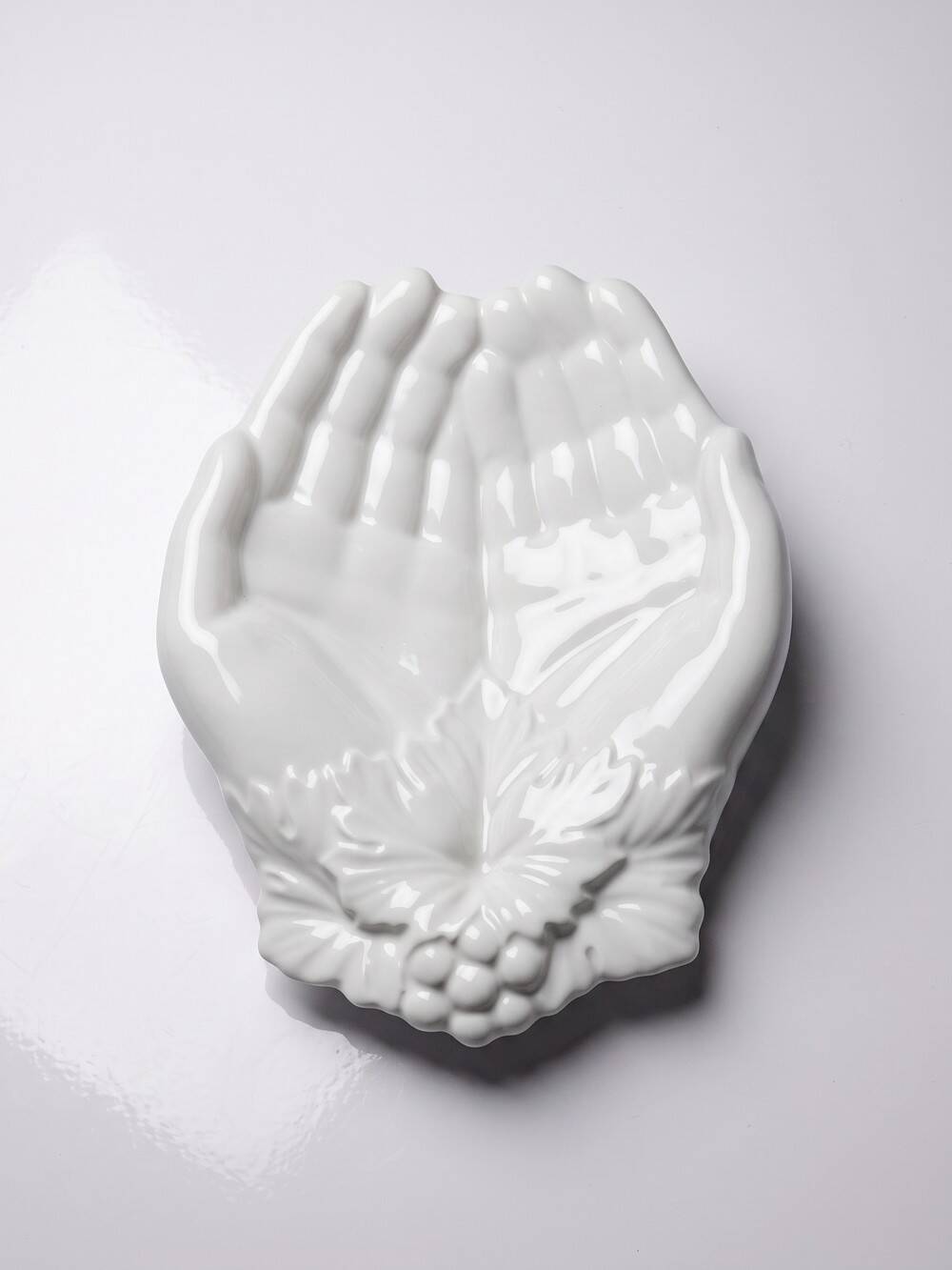 Vide poche main de Georges Sand d'après Cocteau GDA Limoges, non signé