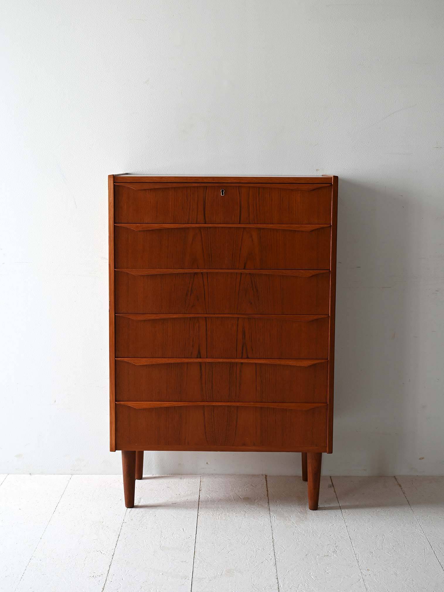 Scandinavian teak chest of drawers with 6 drawers from the 1950s/60s