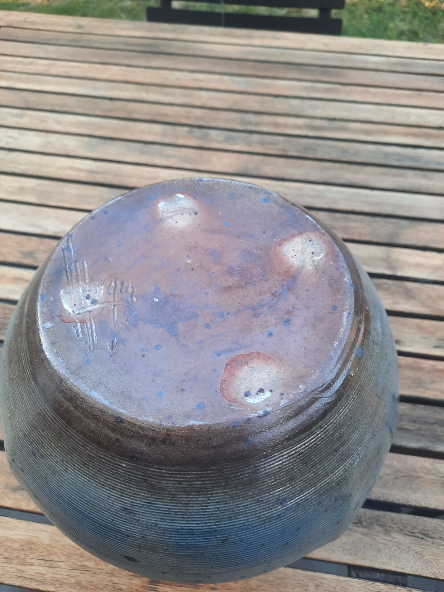 Vase signé Alain Magne