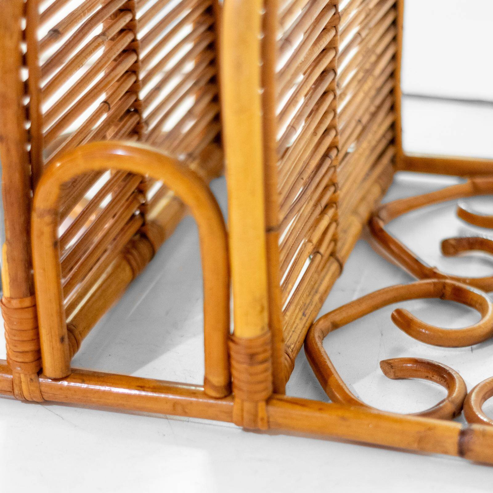 Étagère en bambou et rotin de style mid-century italien, années 1960