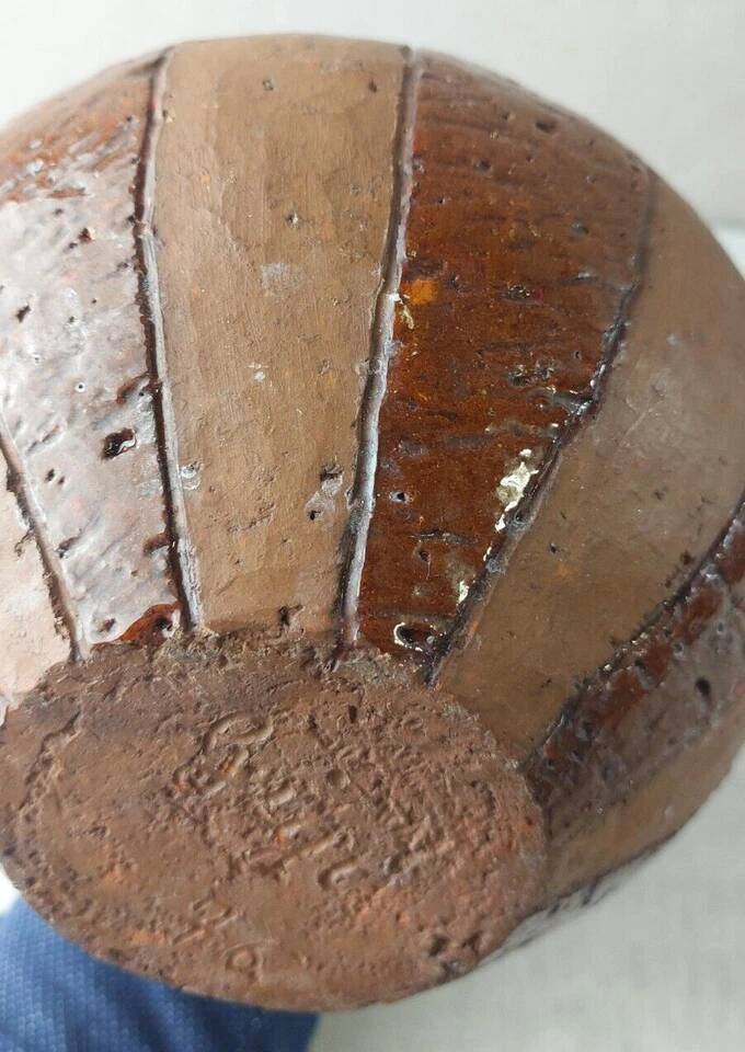 Old vase, terracotta, Gigi 76, vintage