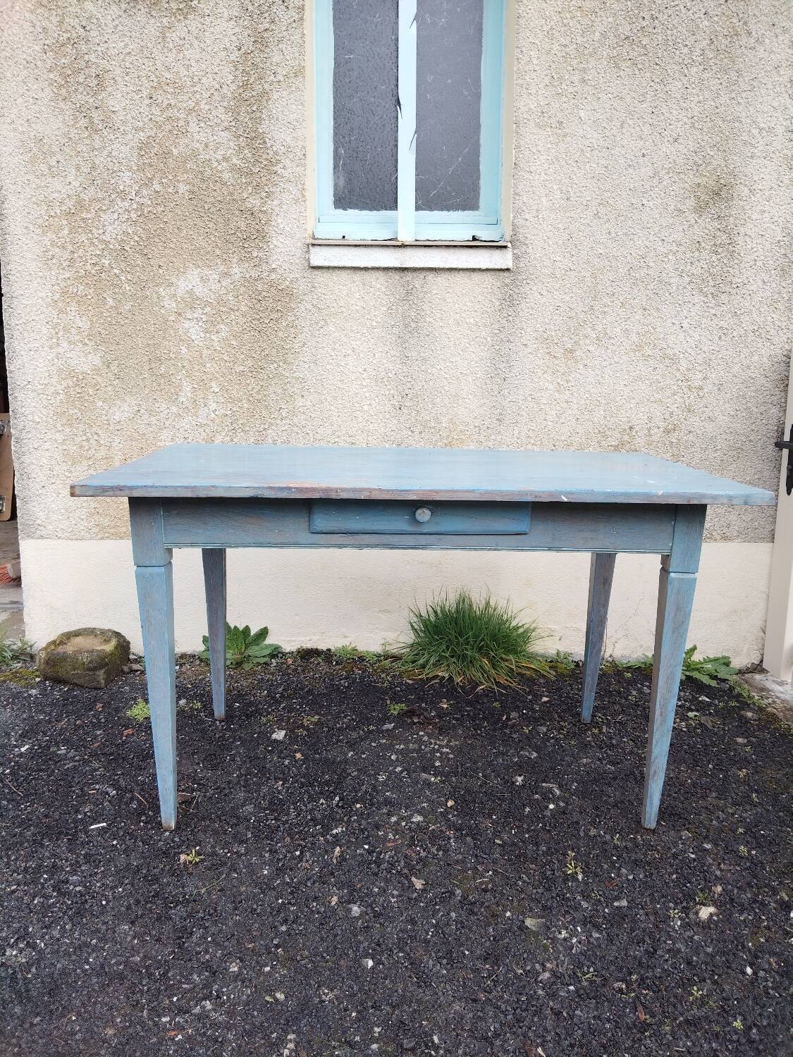 Antique table with spindle legs, patinated in celadon blue – solid wood – 19