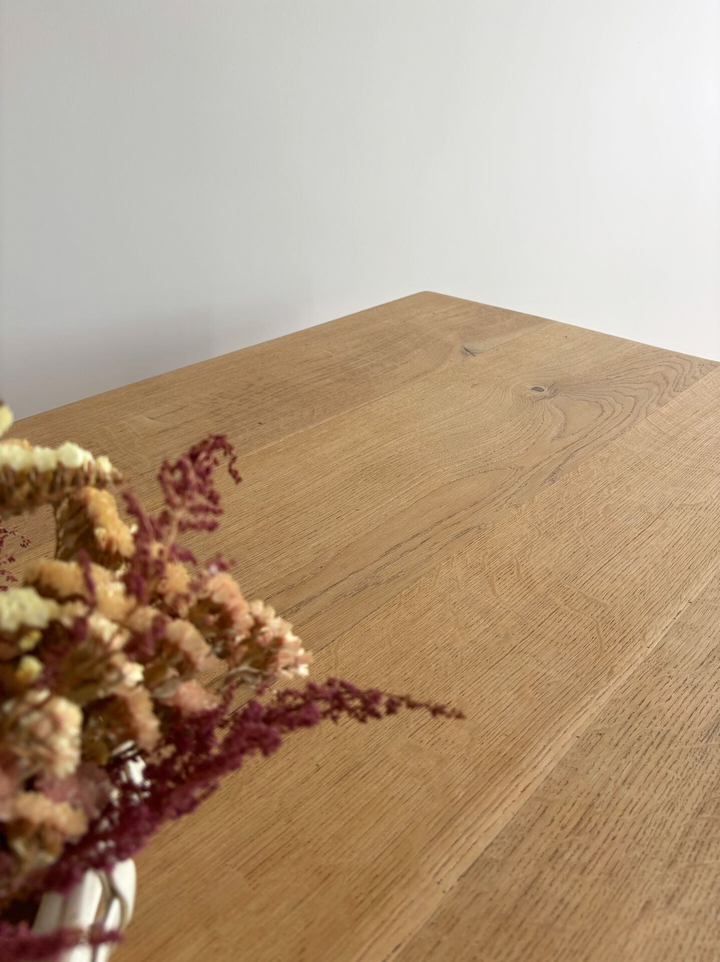 Old farmhouse table in solid oak with a drawer.