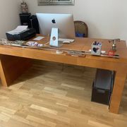 Bureau moderniste Jame Tresserra Clapes
