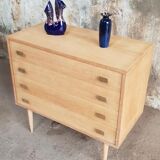 Vintage dresser