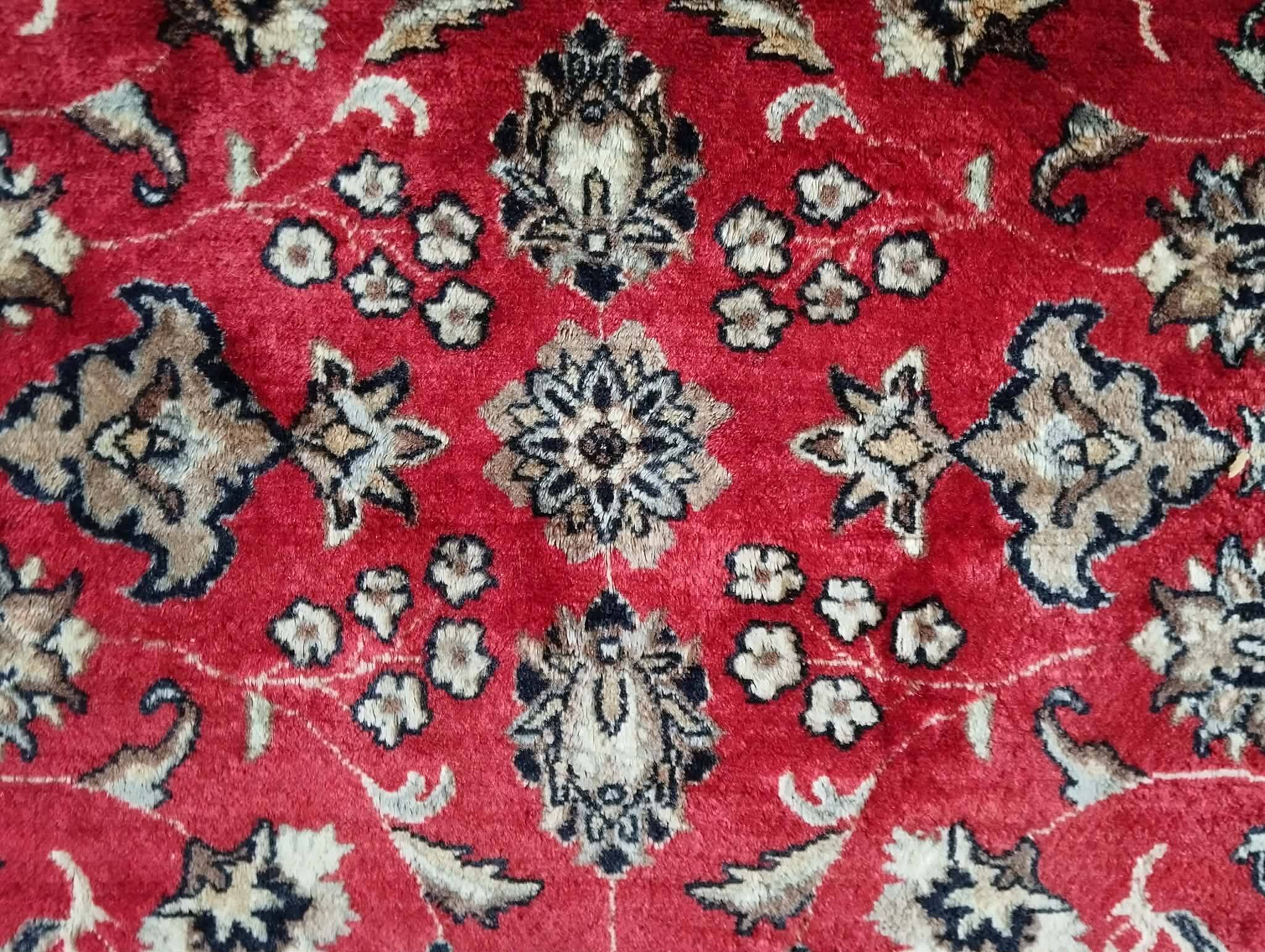 handmade Pakistani Punjab rug 200x126cm