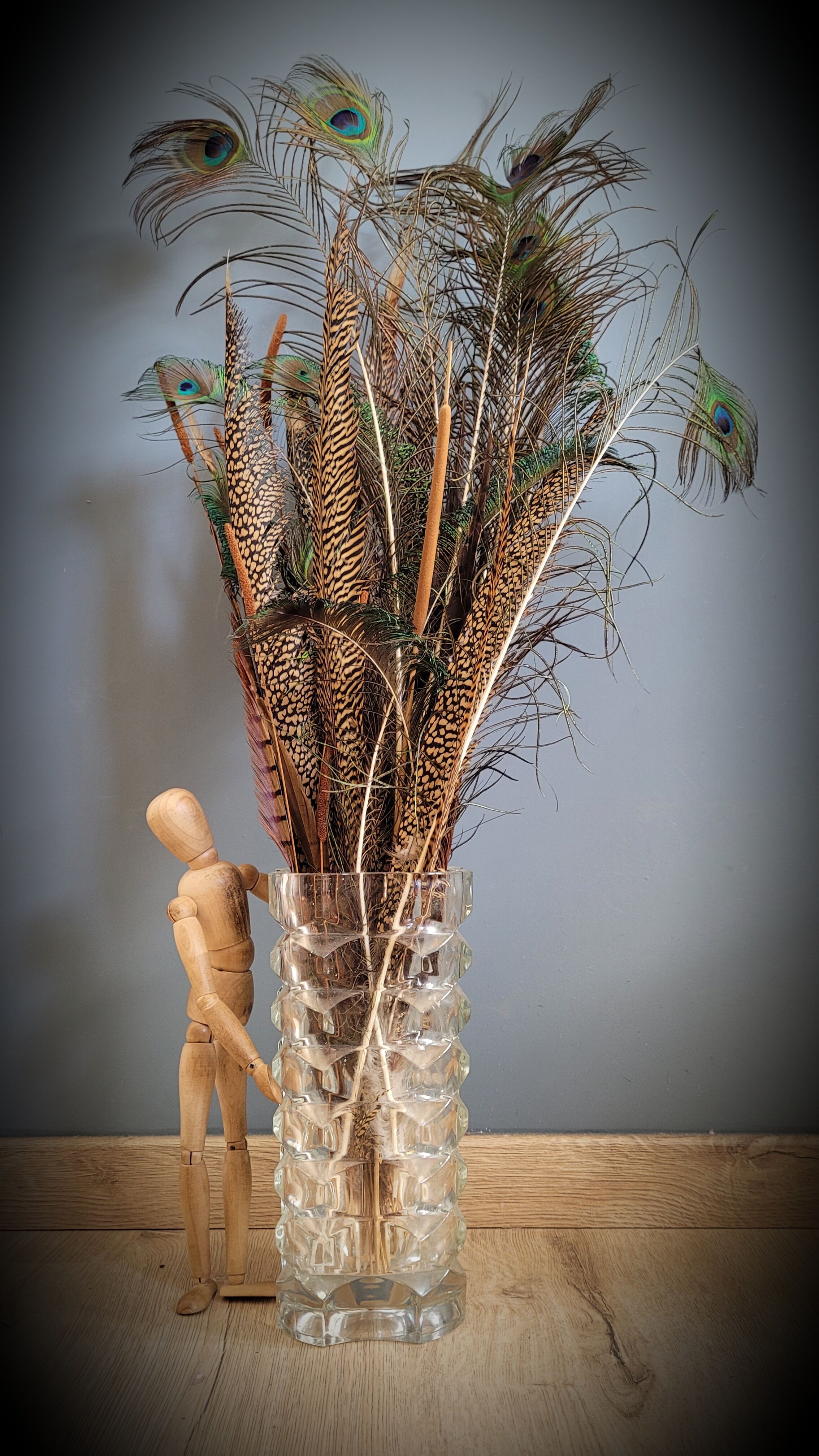 Faceted molded glass vase