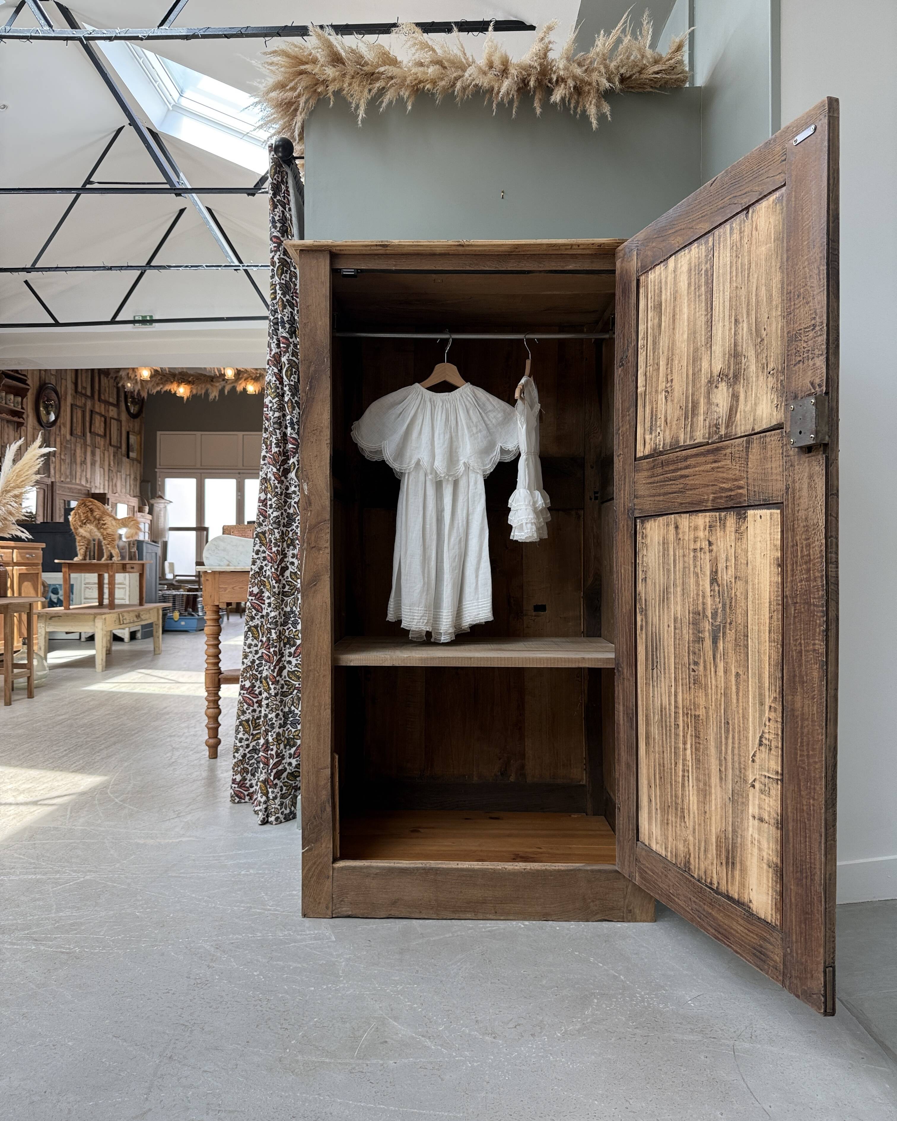 Old country bonnetière (renovated)