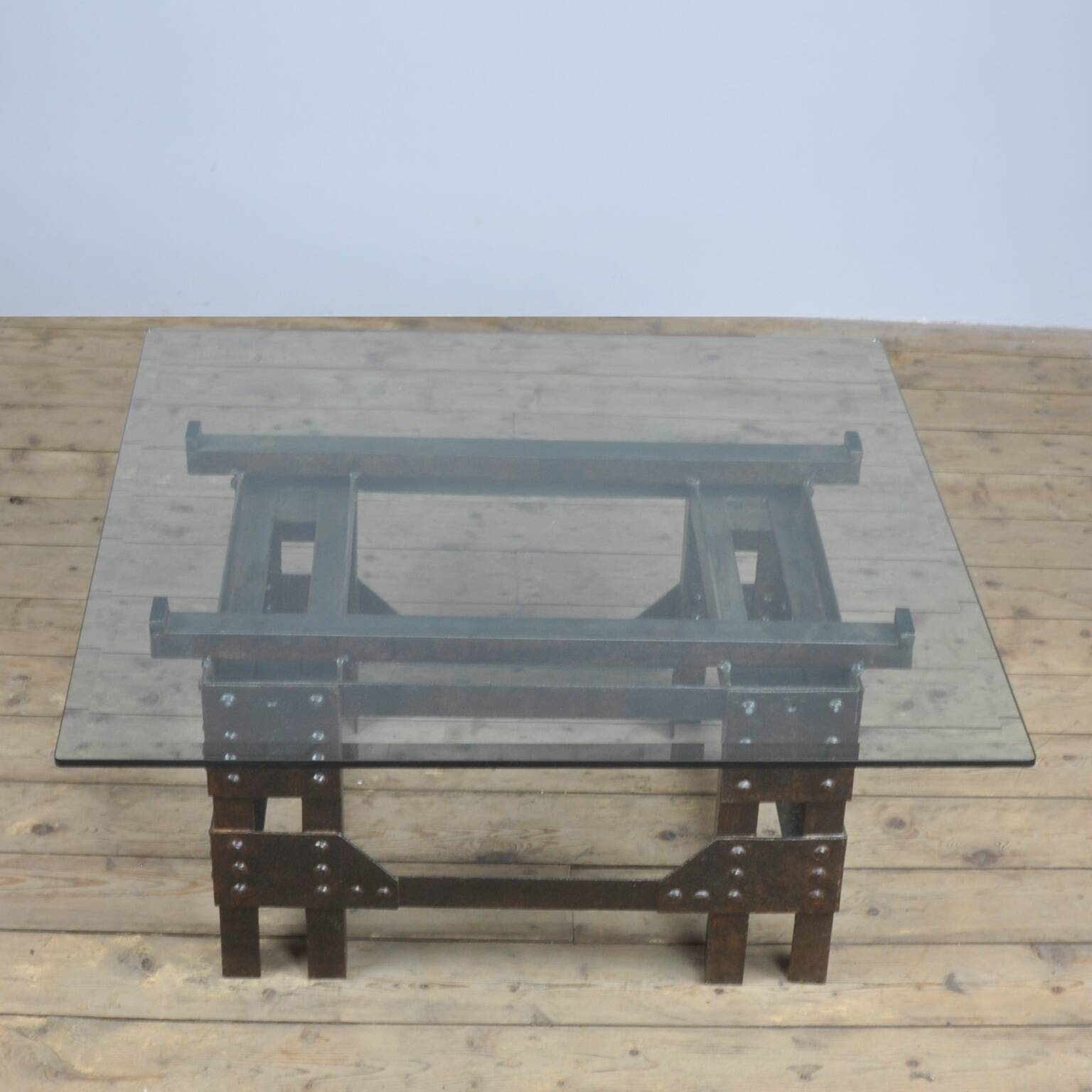 Coffee Table Of Cast Iron And Glass Top