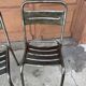 Table et chaises style industriel