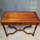 Rectangular table with side pulls