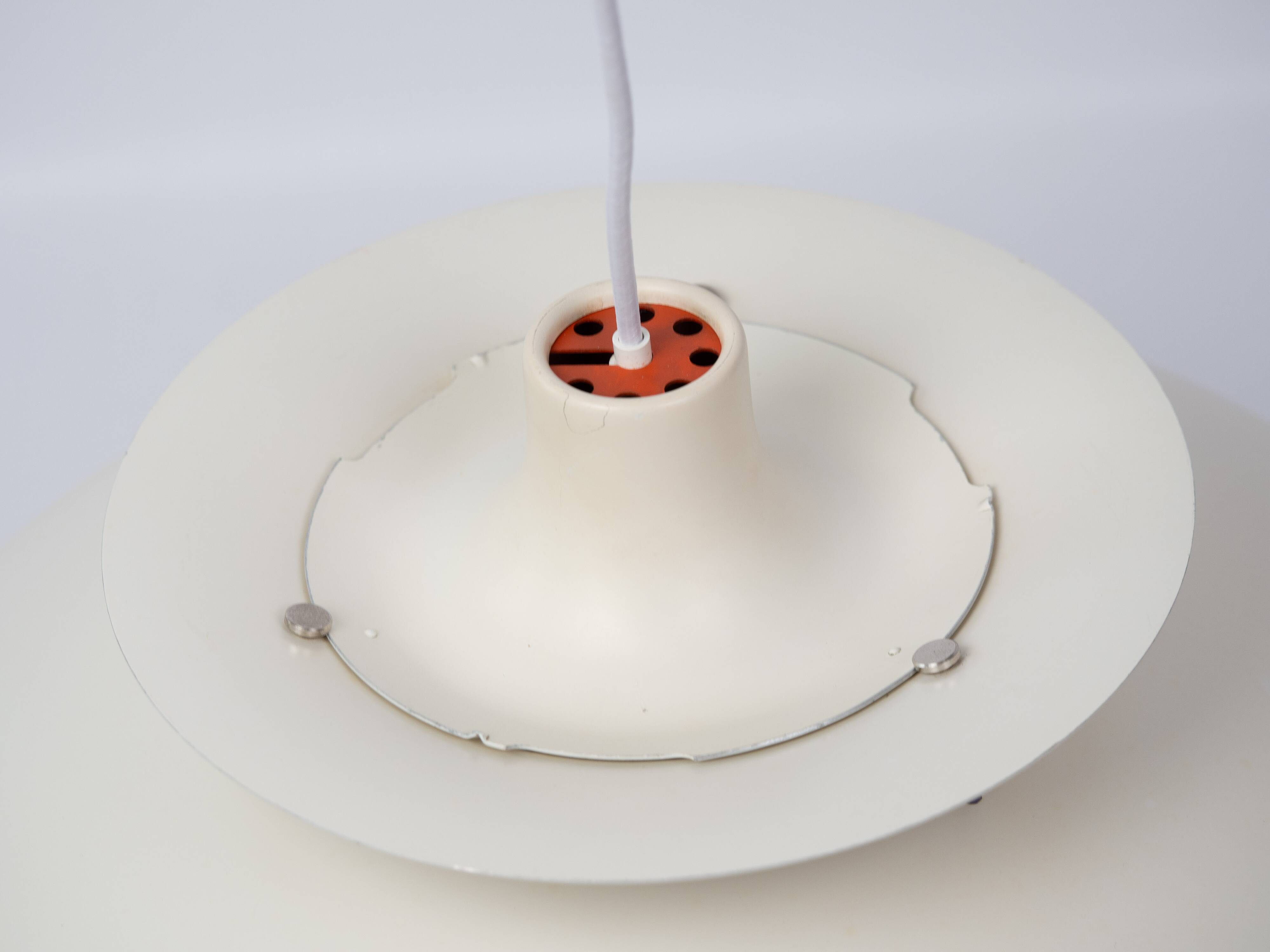 Vintage PH 5 pendant lamp by Poul Henningsen, Louis Poulsen, 1958