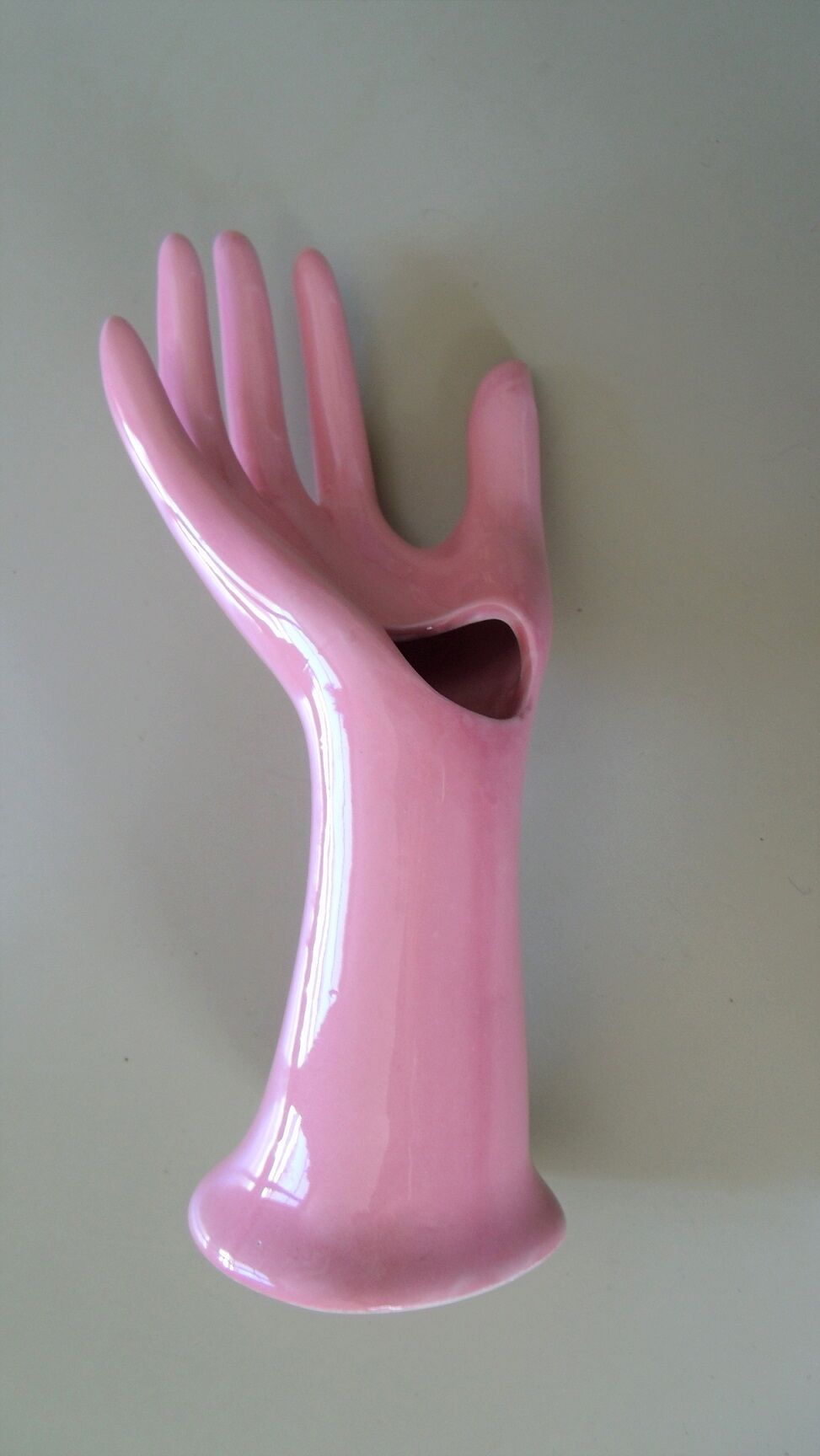 Hand ceramic ring sizer doilies