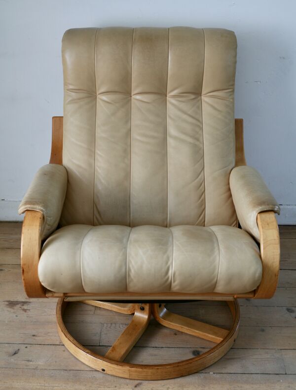 fauteuil Pivotant Orbit De Ingmar Relling Pour Westnofa cuir Et Bois Norvège Circa 1970