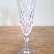 8 flûtes à champagne en cristal