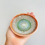 Romanian handicraft ceramic plate