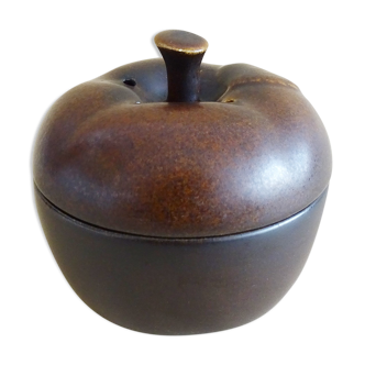 brown ceramic jar in apple shape by Melitta Friesland Katen dishes