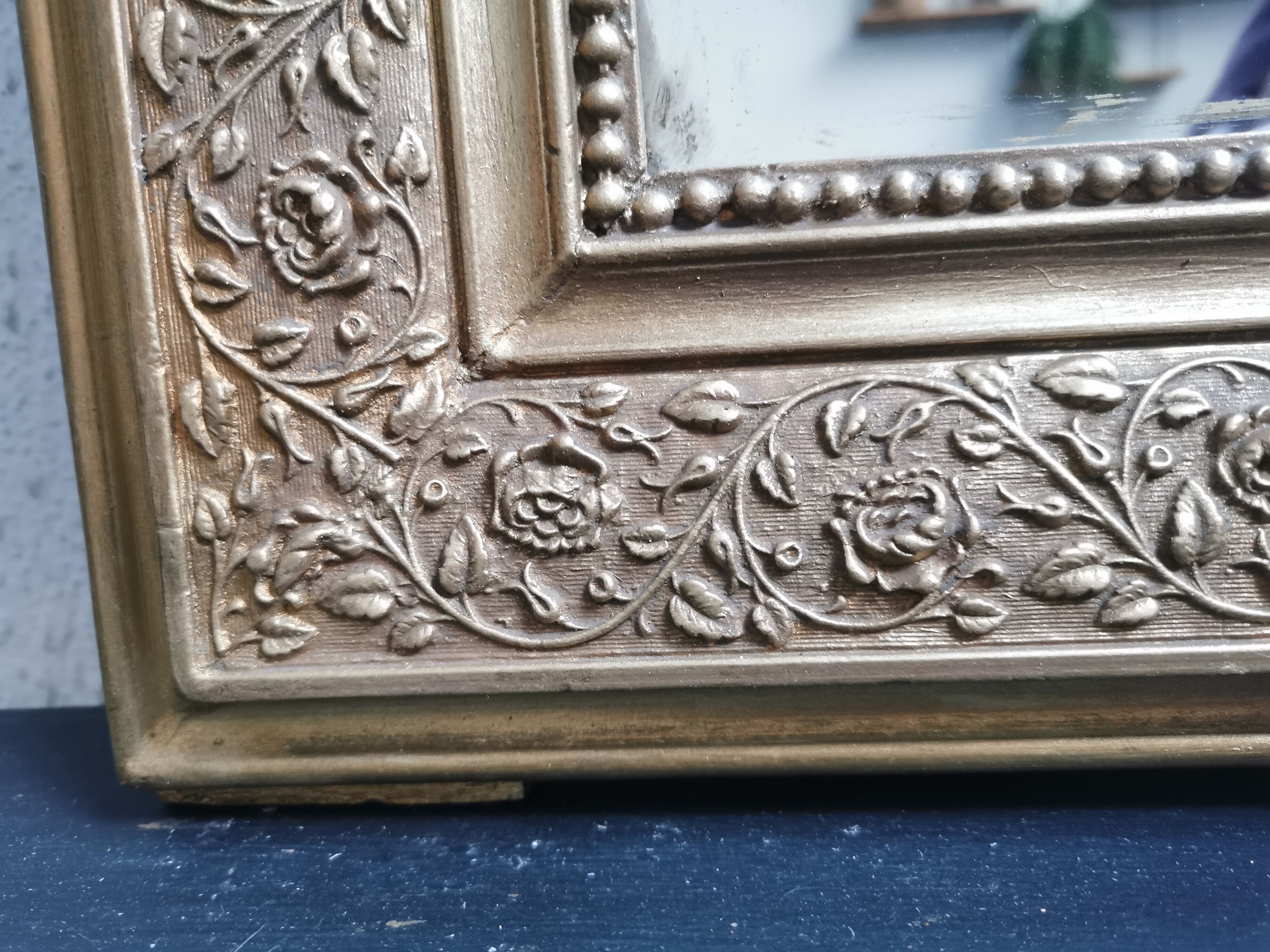 Mirror 101 x 74 cm Louis golden old