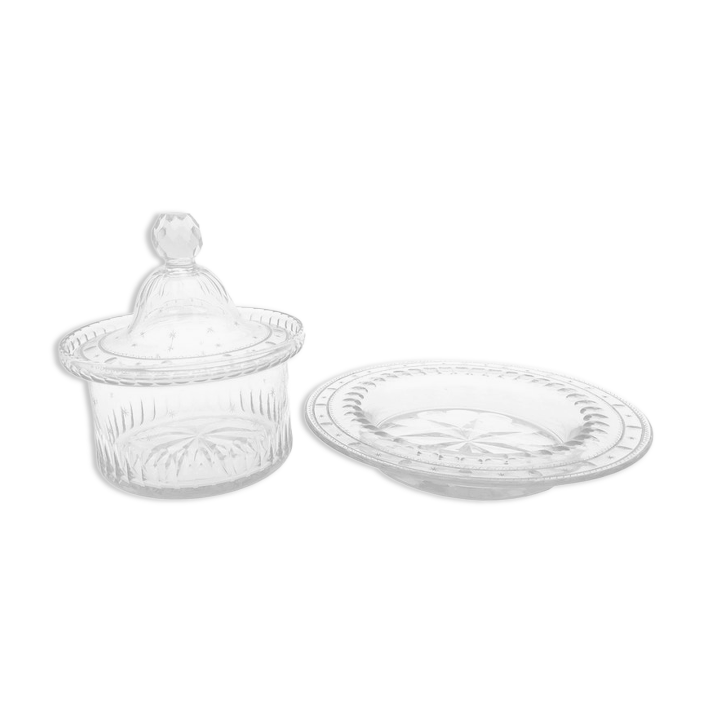 Bonbonnière and its dish, crystal