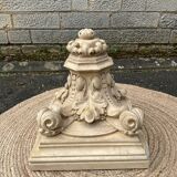 Stucco corbel