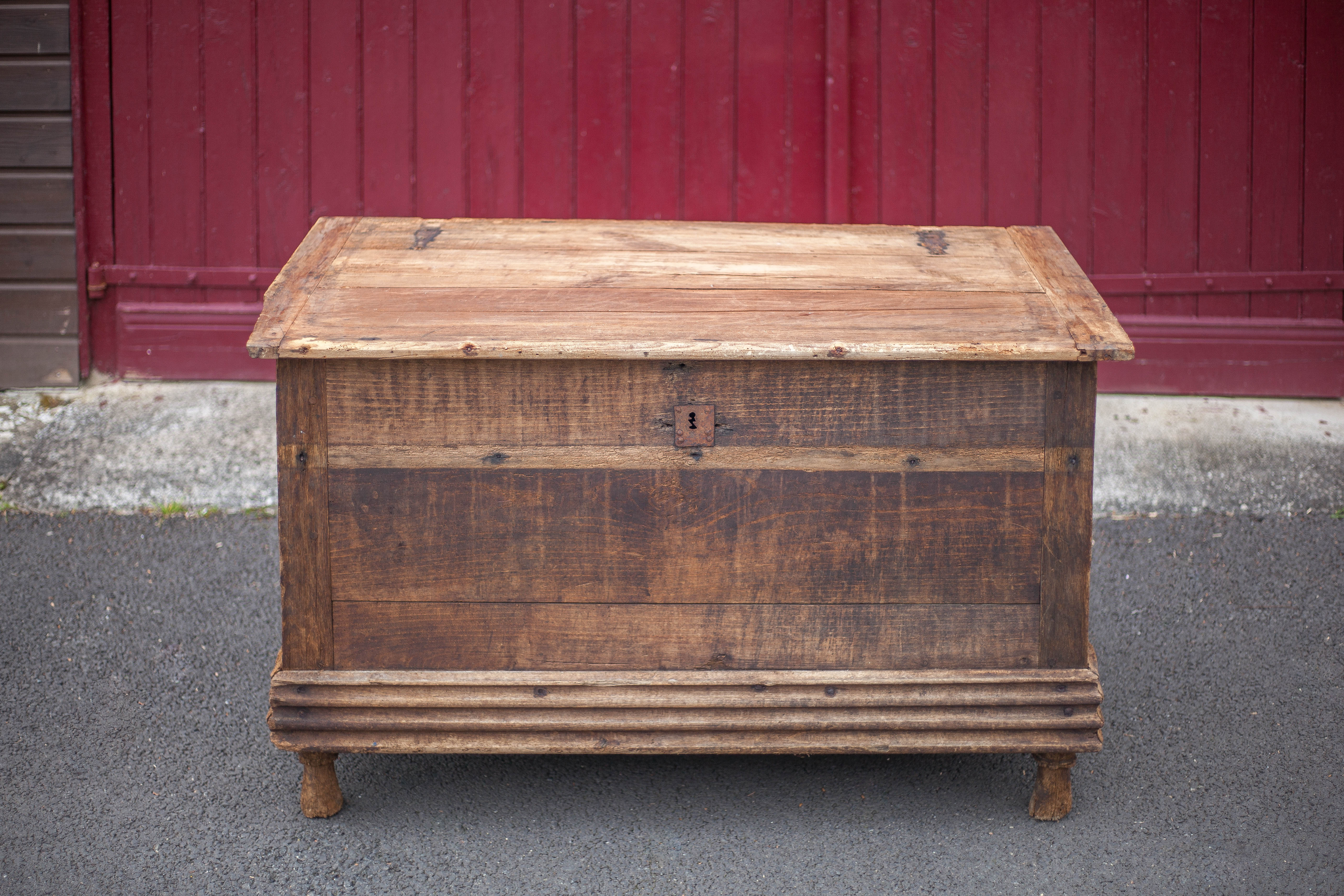 Oak chest