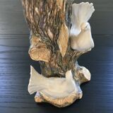 Vase of 2 doves in slip